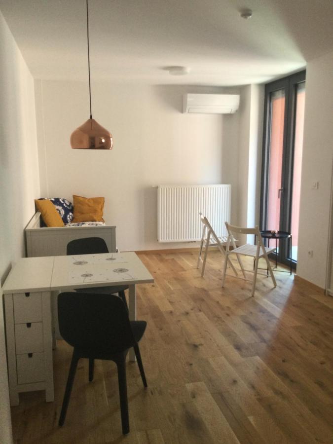 Lovely Studio Appartment With Patio Near The Sea Koper Extérieur photo